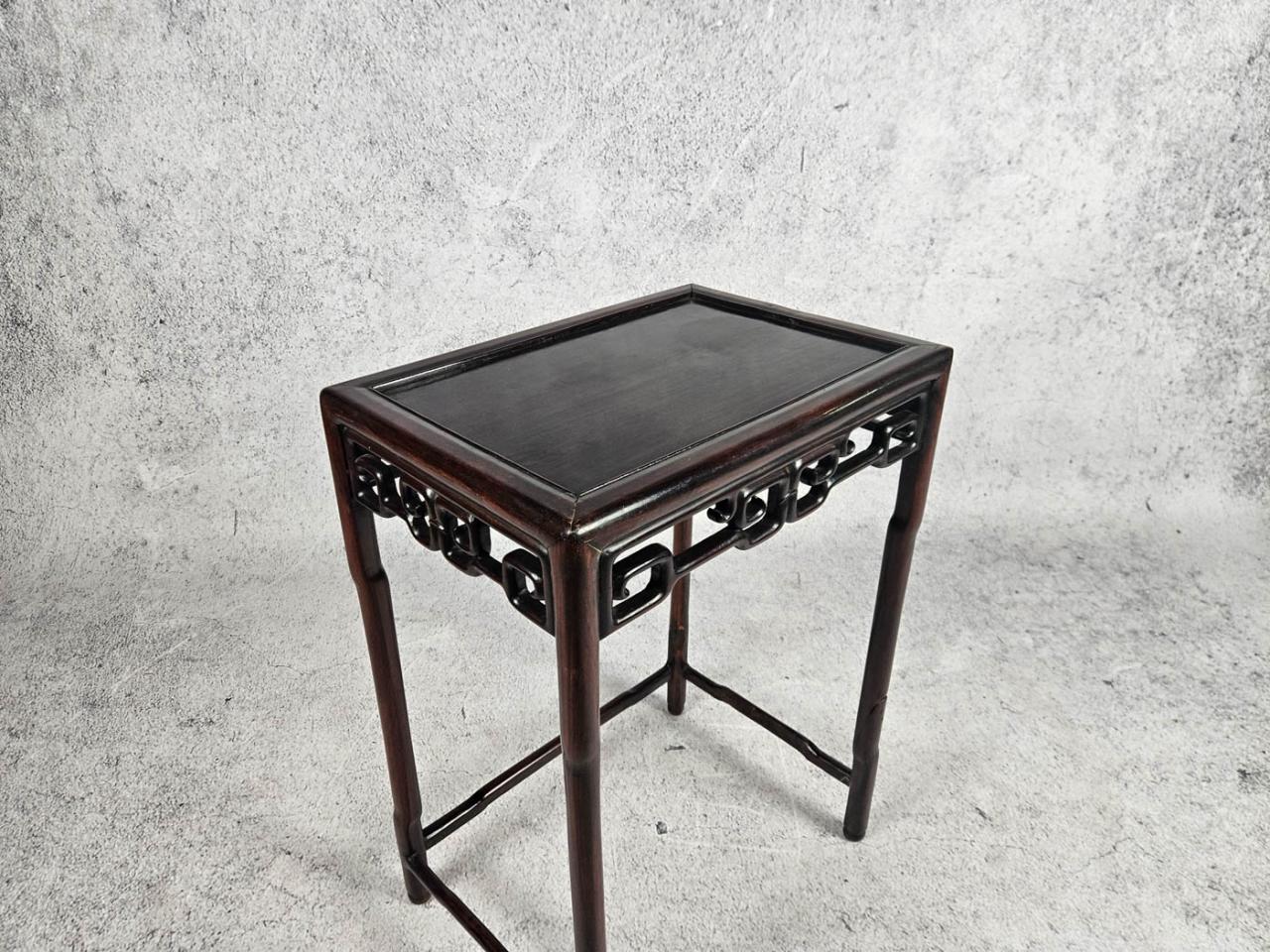 SMALL TABLE