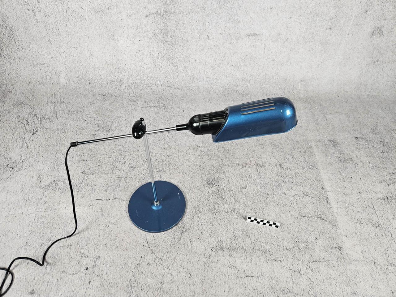 DESK LAMP
