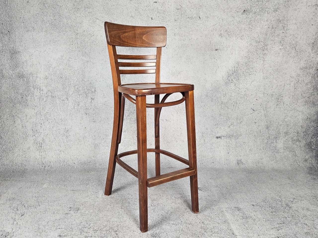 BAR STOOL
