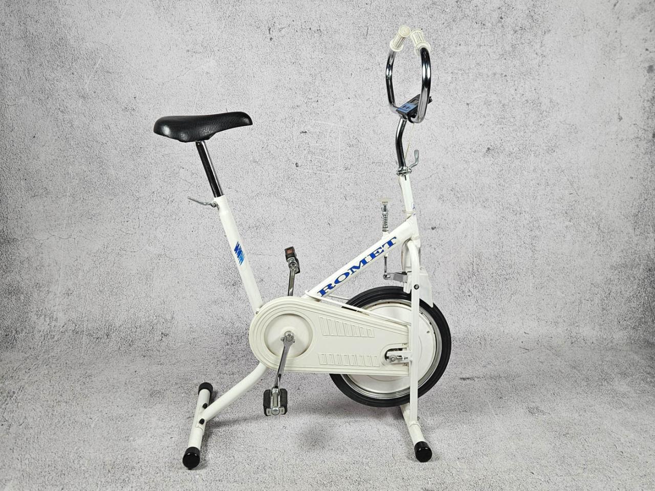 ROWER STACJONARNY TRENINGOWY