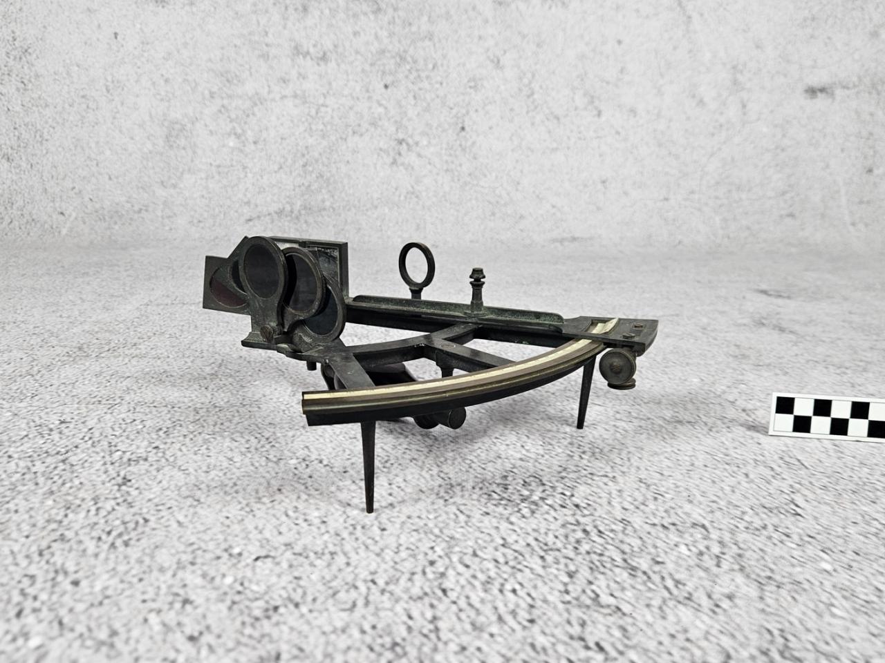 SEXTANT