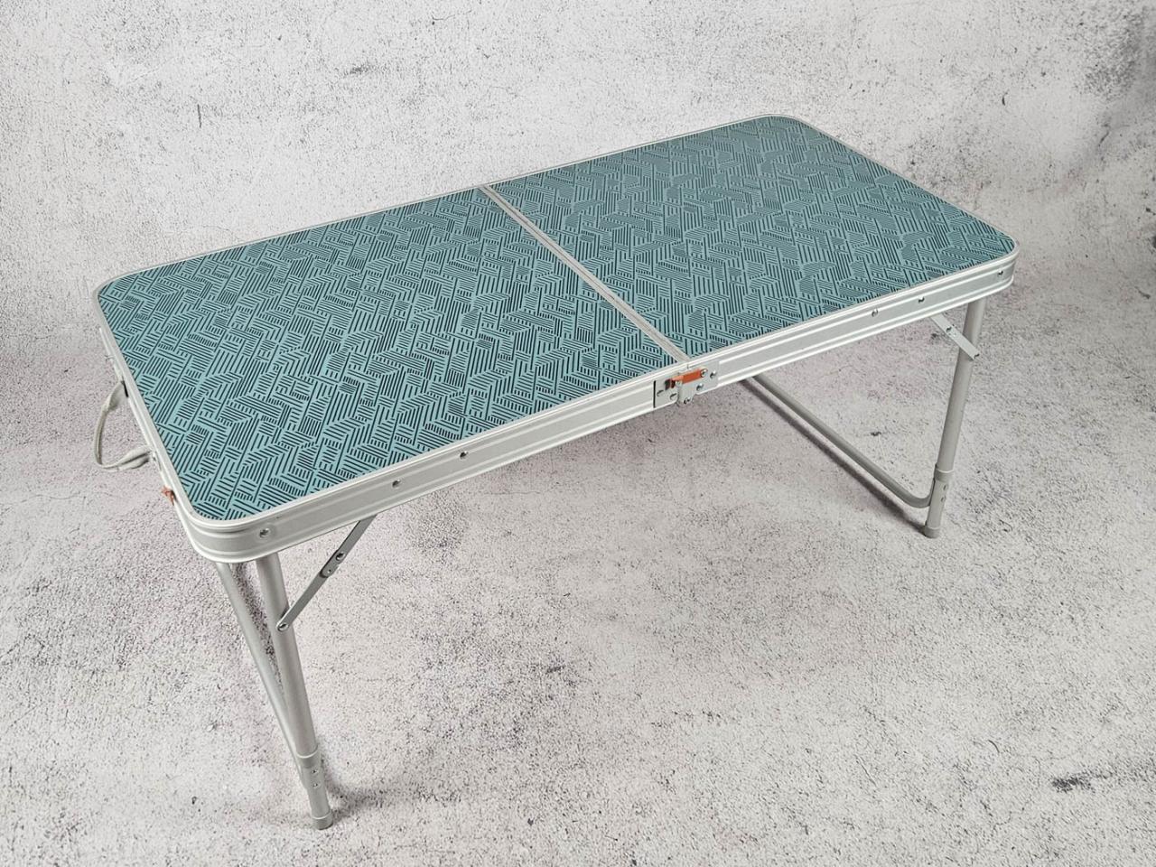 FOLDING TOURIST TABLE
