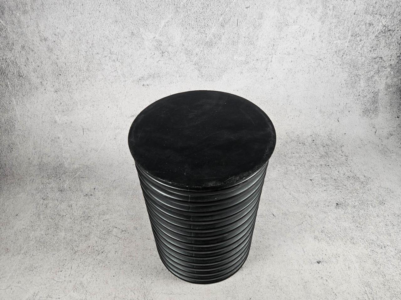 SMALL TABLE