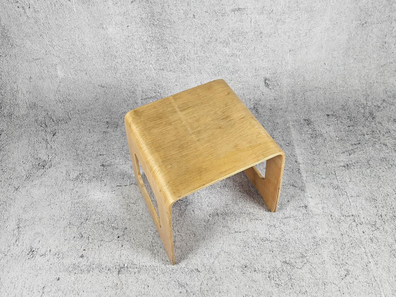 STOOL TABOURET