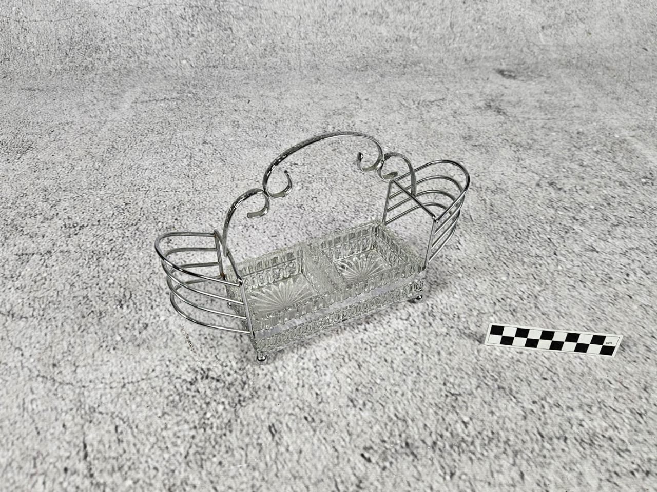 TOAST RACK AND JAM CONTAINER