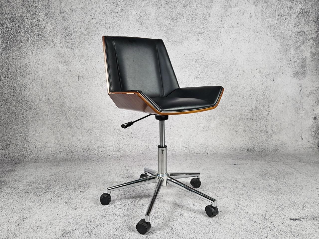 SWIVEL OFFICE CHAIR