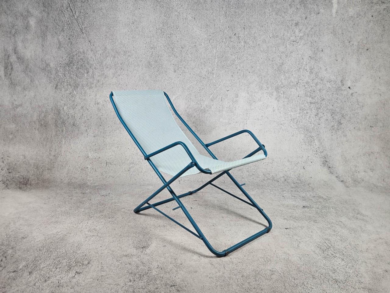 DECK CHAIR