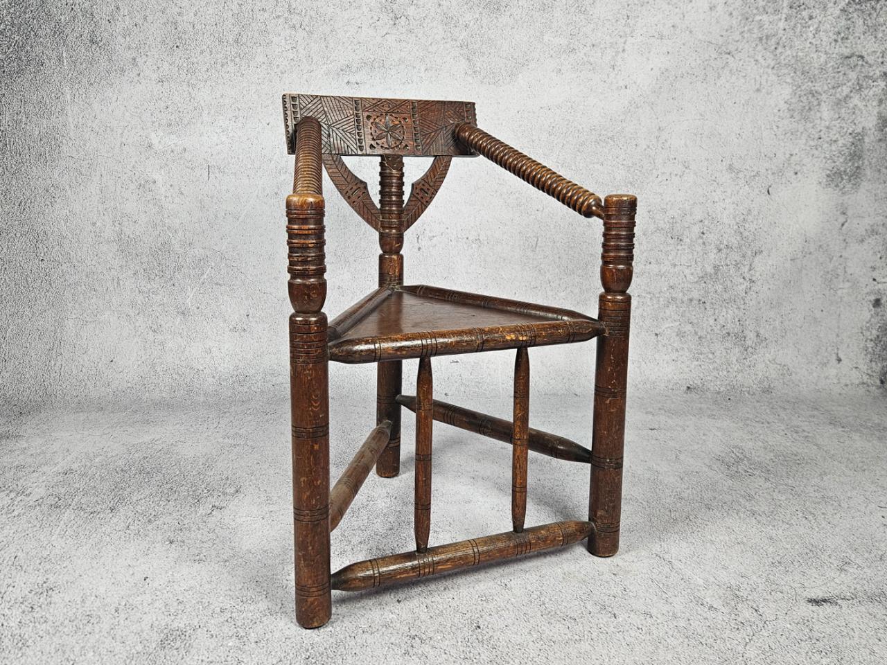 CHAIR