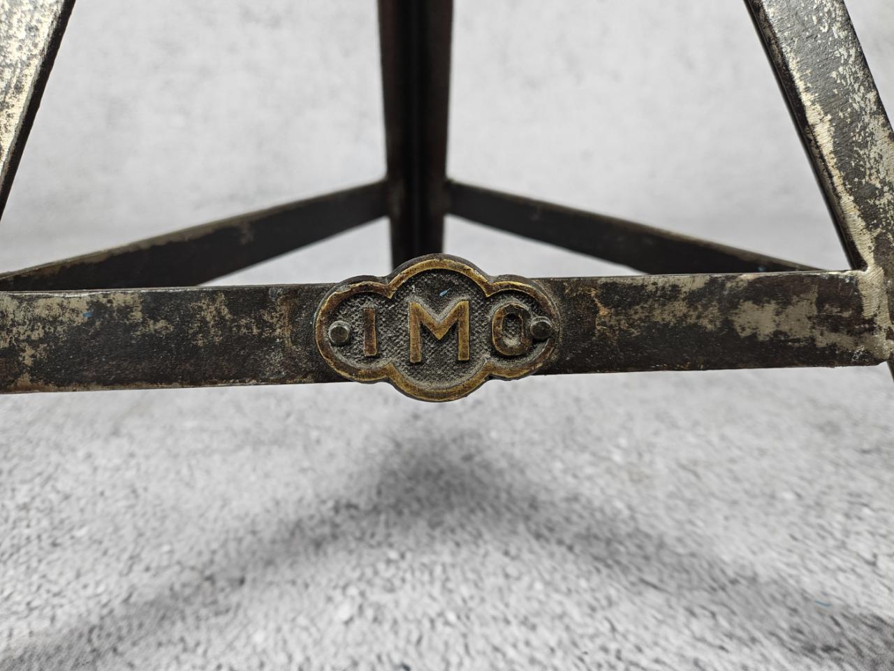 WORKSHOP CHAIR