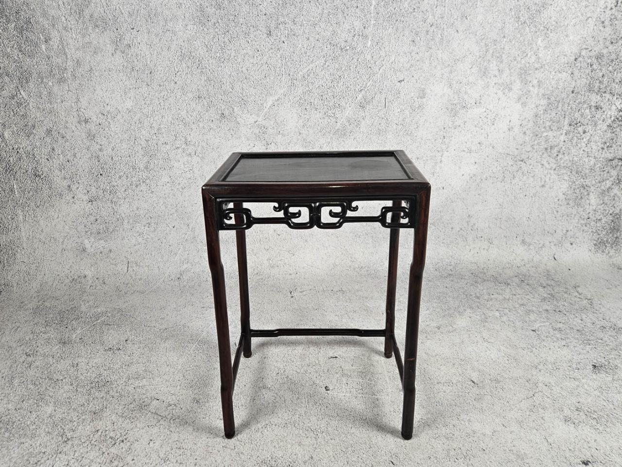 SMALL TABLE