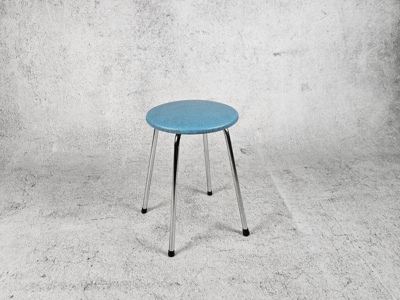 TABORET, PRL