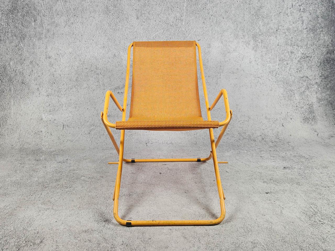 DECK CHAIR