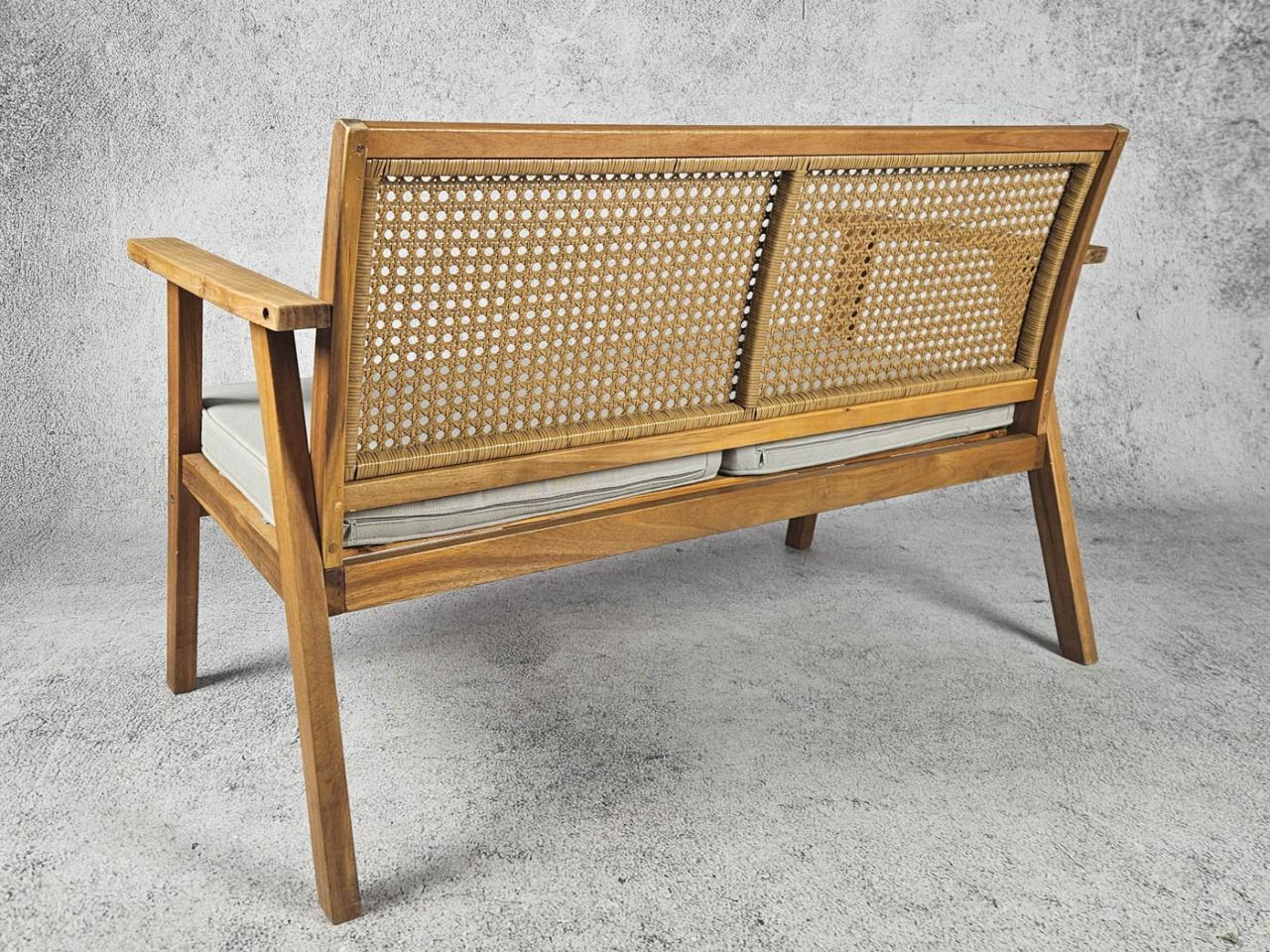 KANAPA SOFA