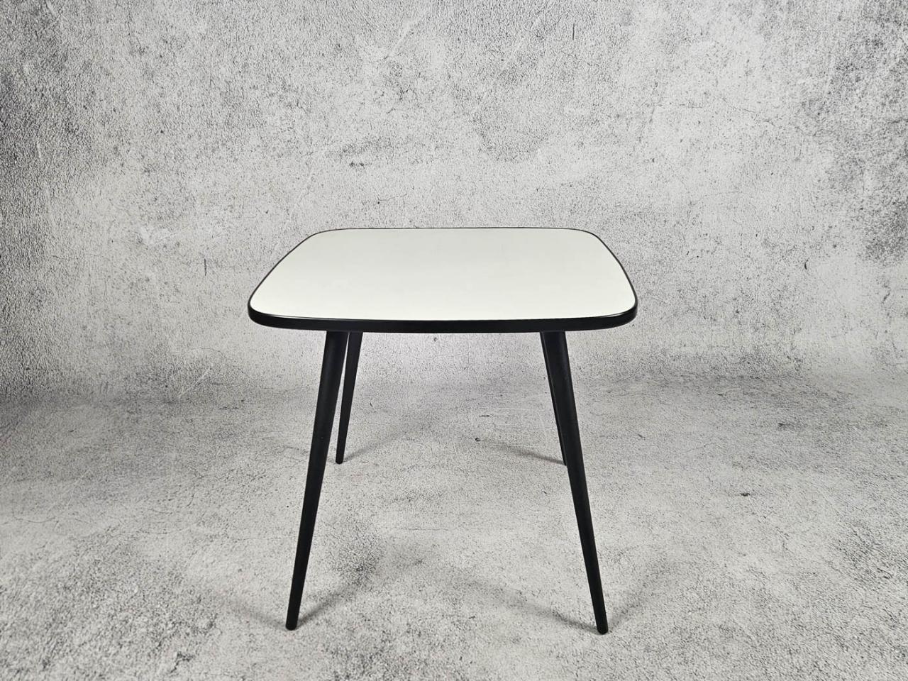 SMALL TABLE