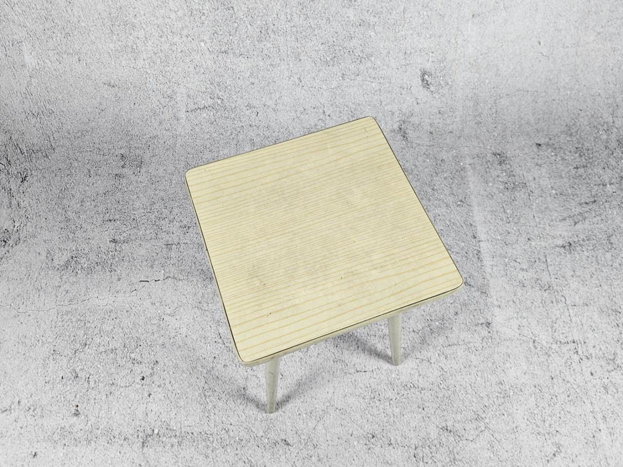 STOŁEK TABORET