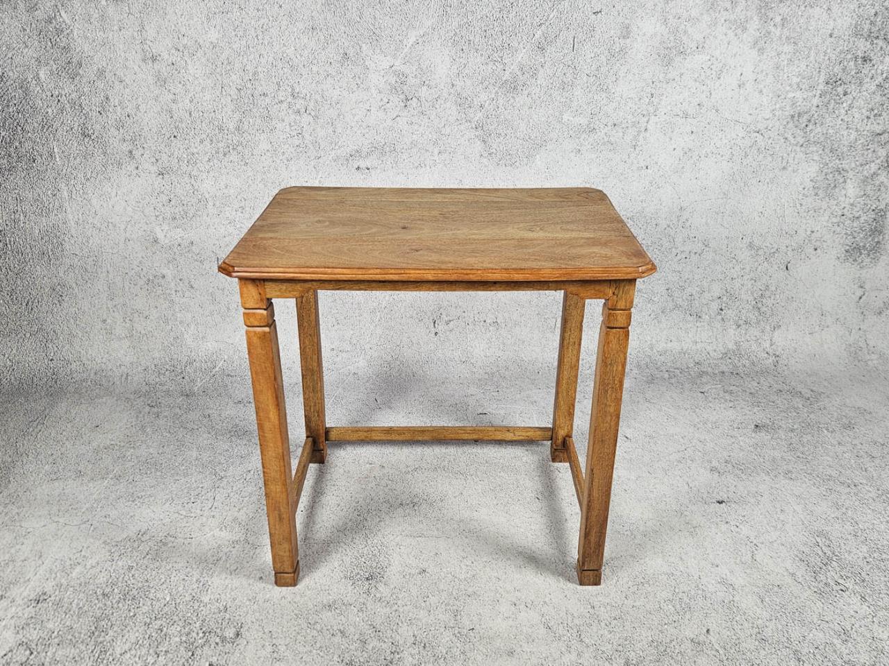 SMALL TABLE