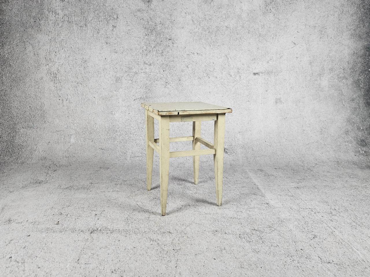 STOŁEK TABORET