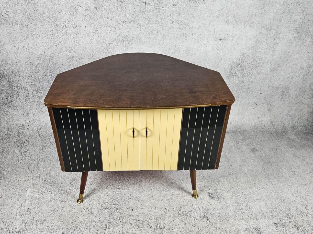 CORNER TV CABINET