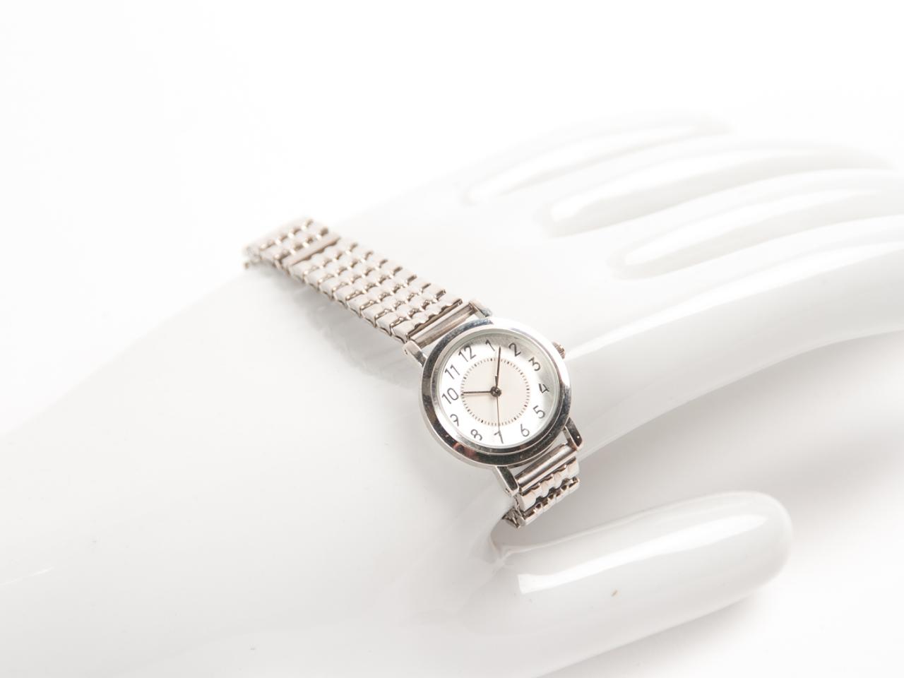 WRISTWATCH