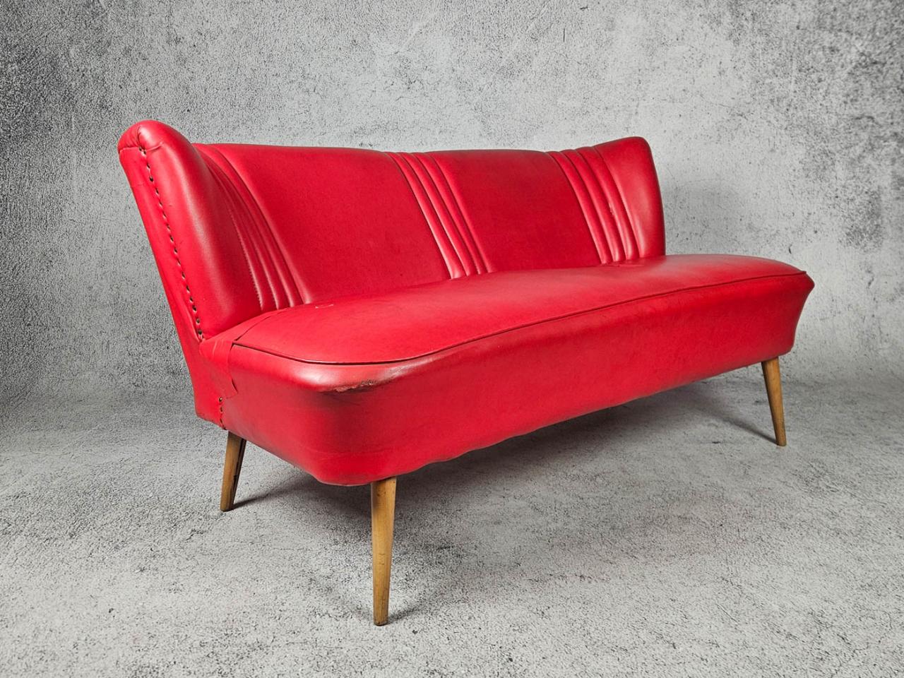 KANAPA SOFA