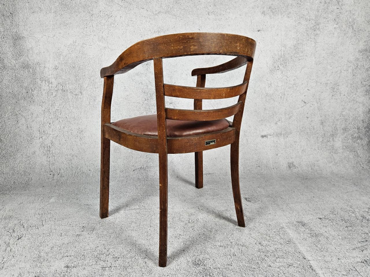 CHAIR