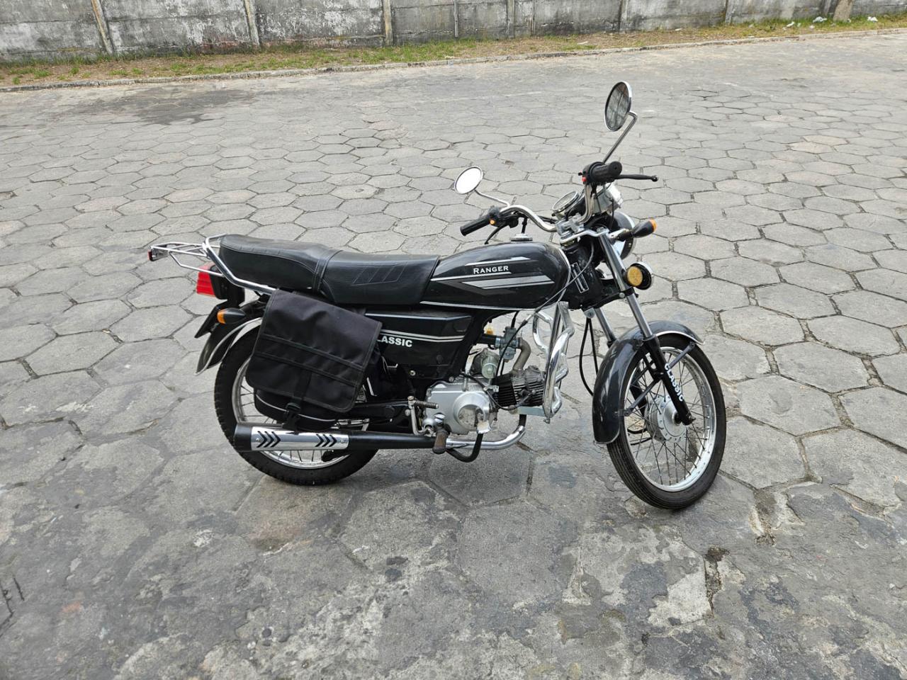MOTOR