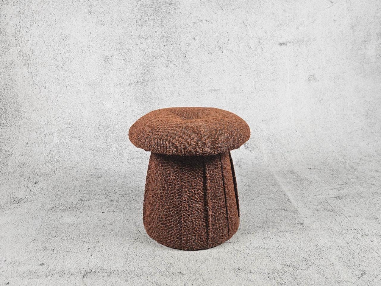 POUFFE