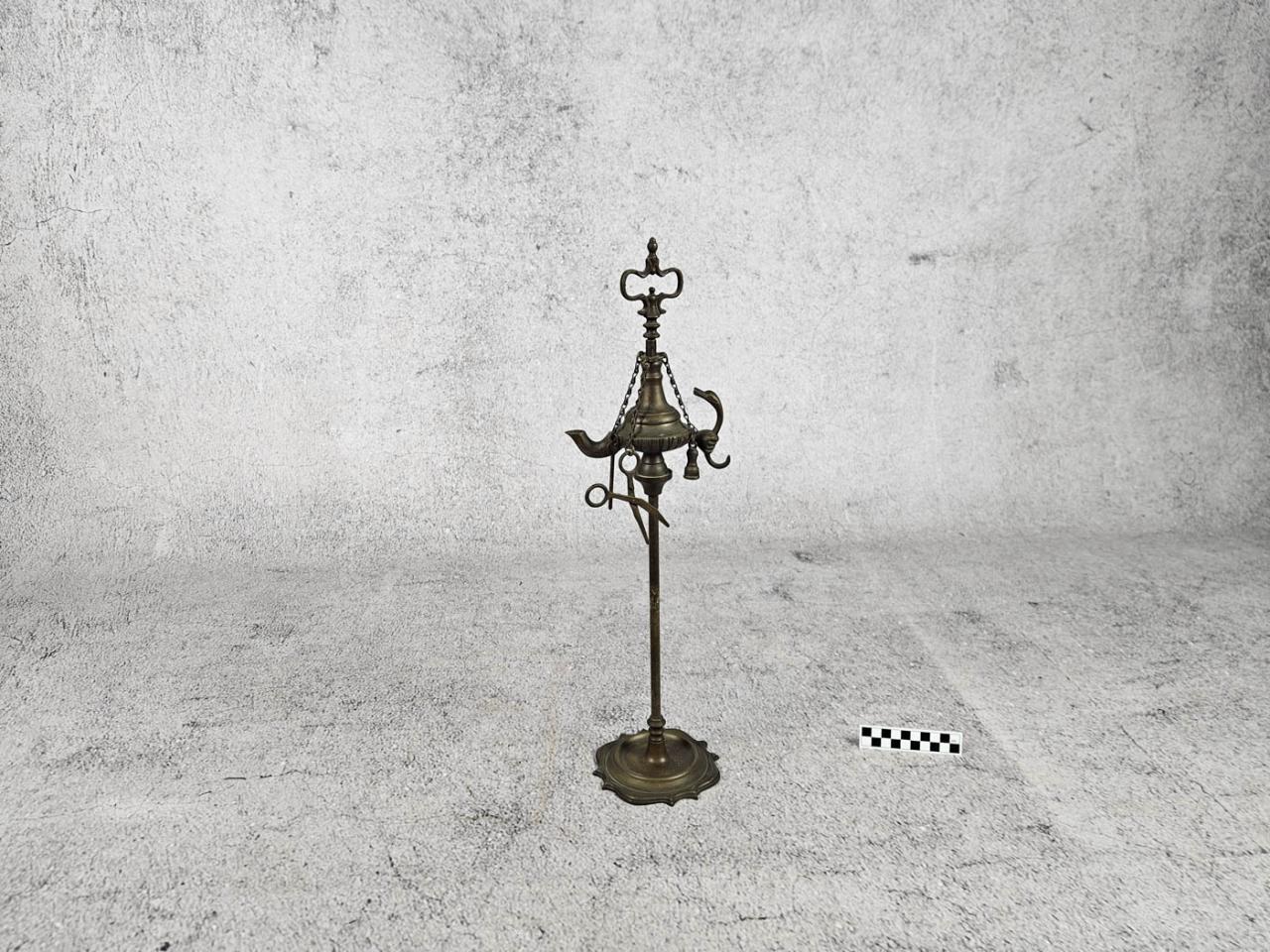 LAMPA OLIWNA