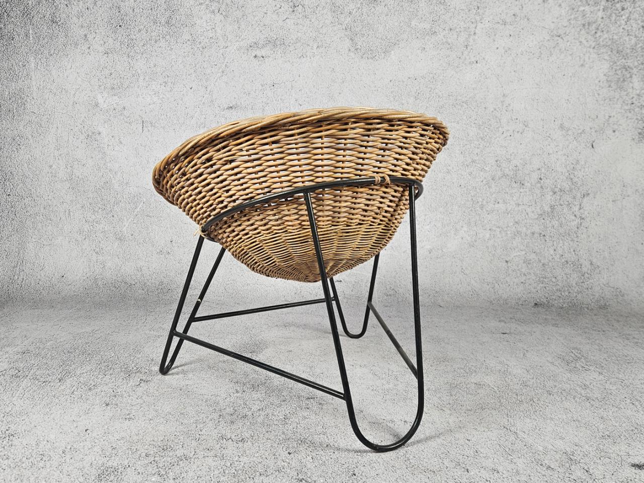 GARDEN ARMCHAIR