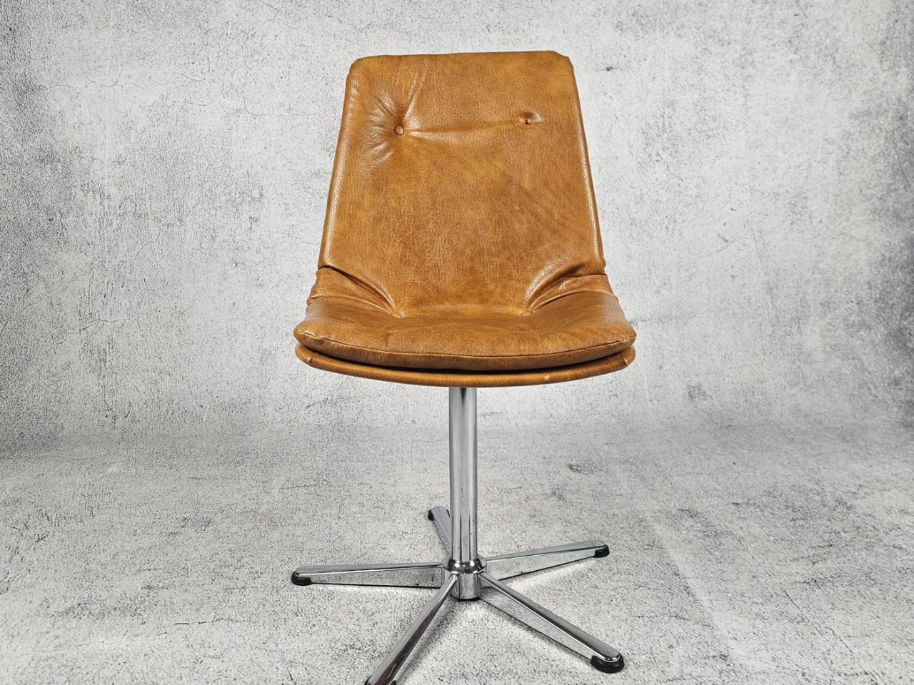 SWIVEL CHAIR, 1970S
