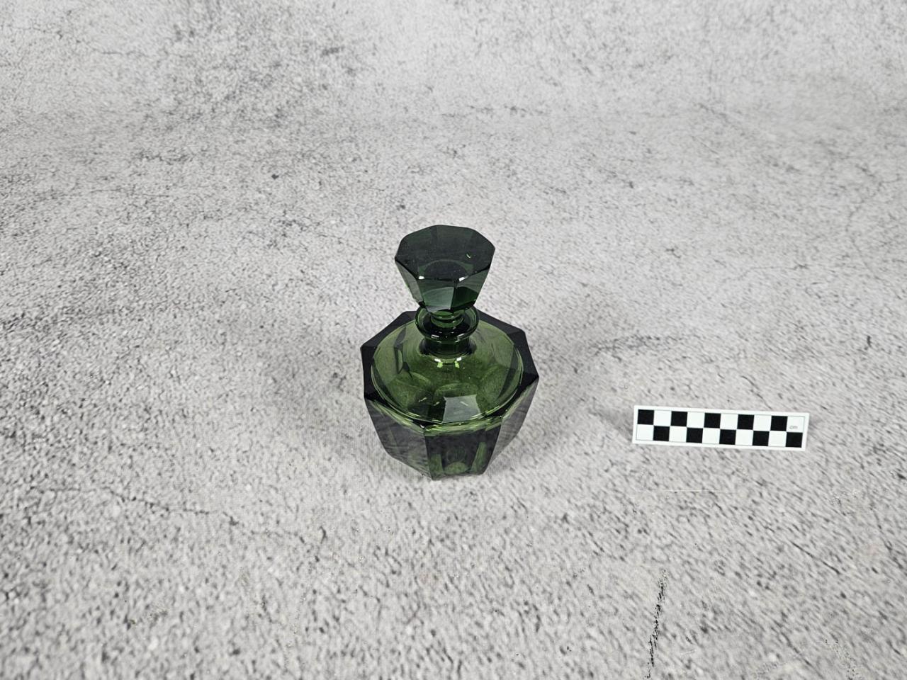 DECANTER