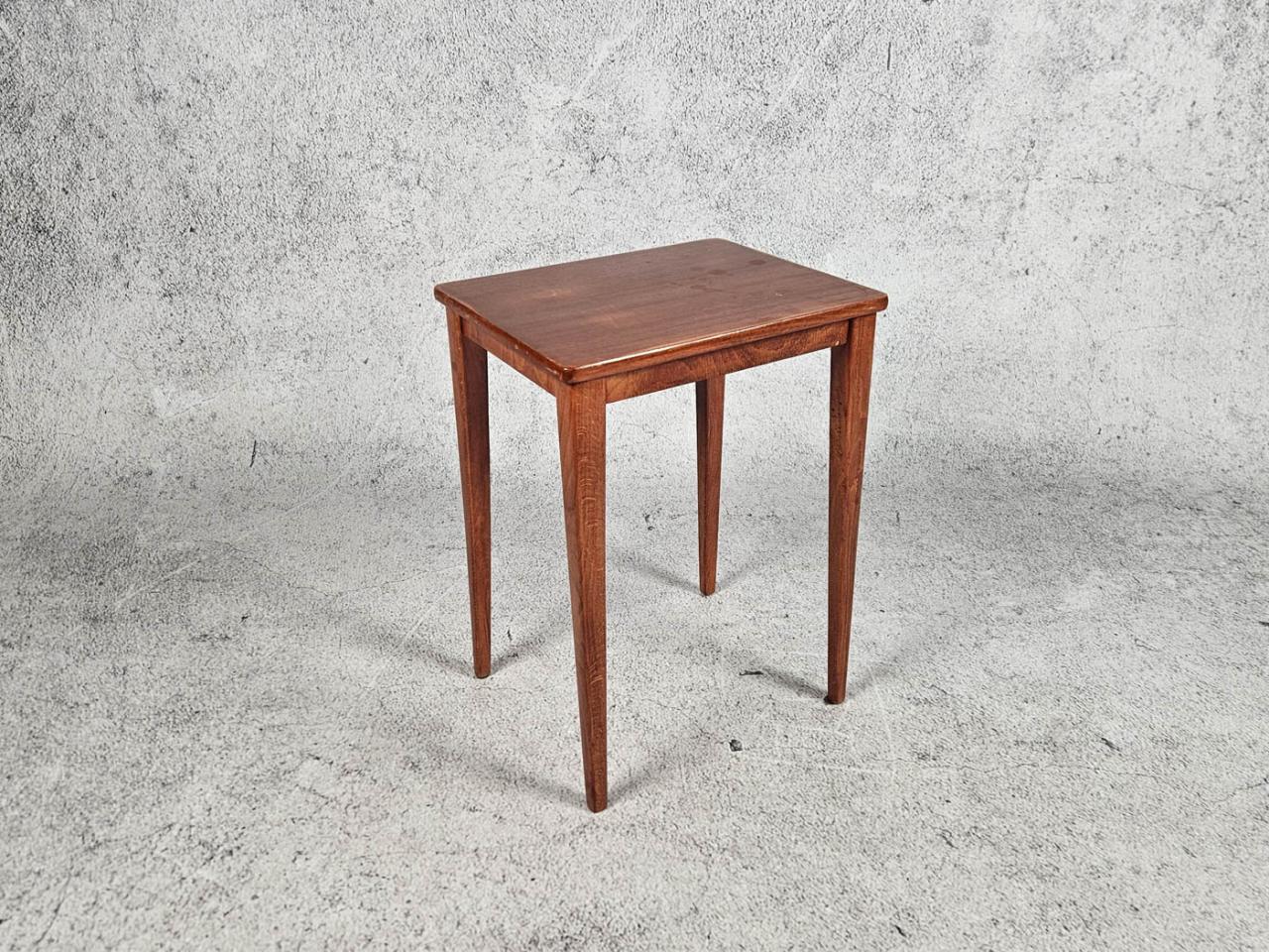 SMALL TABLE