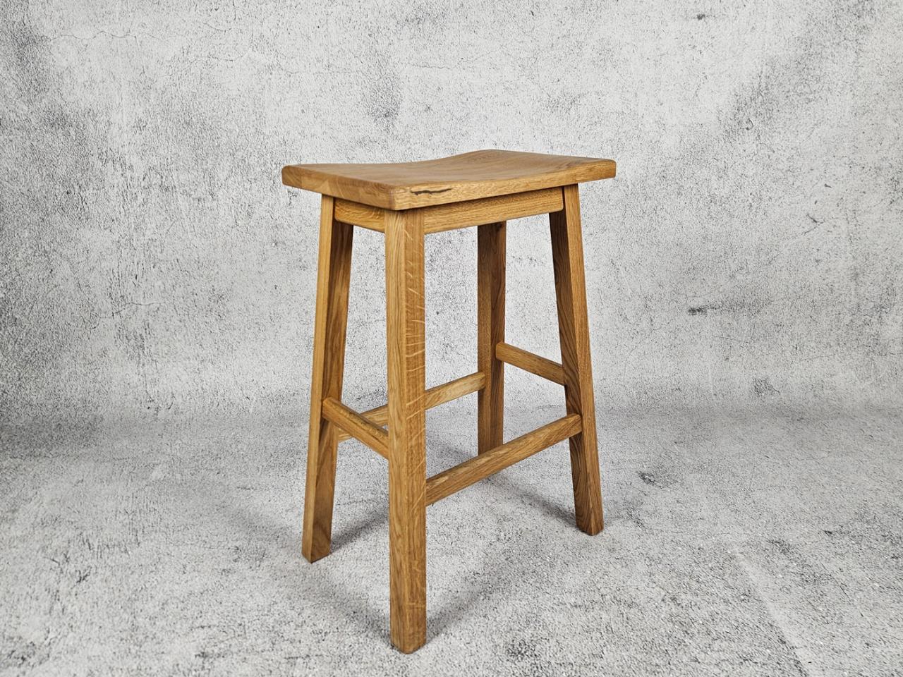 BAR STOOL