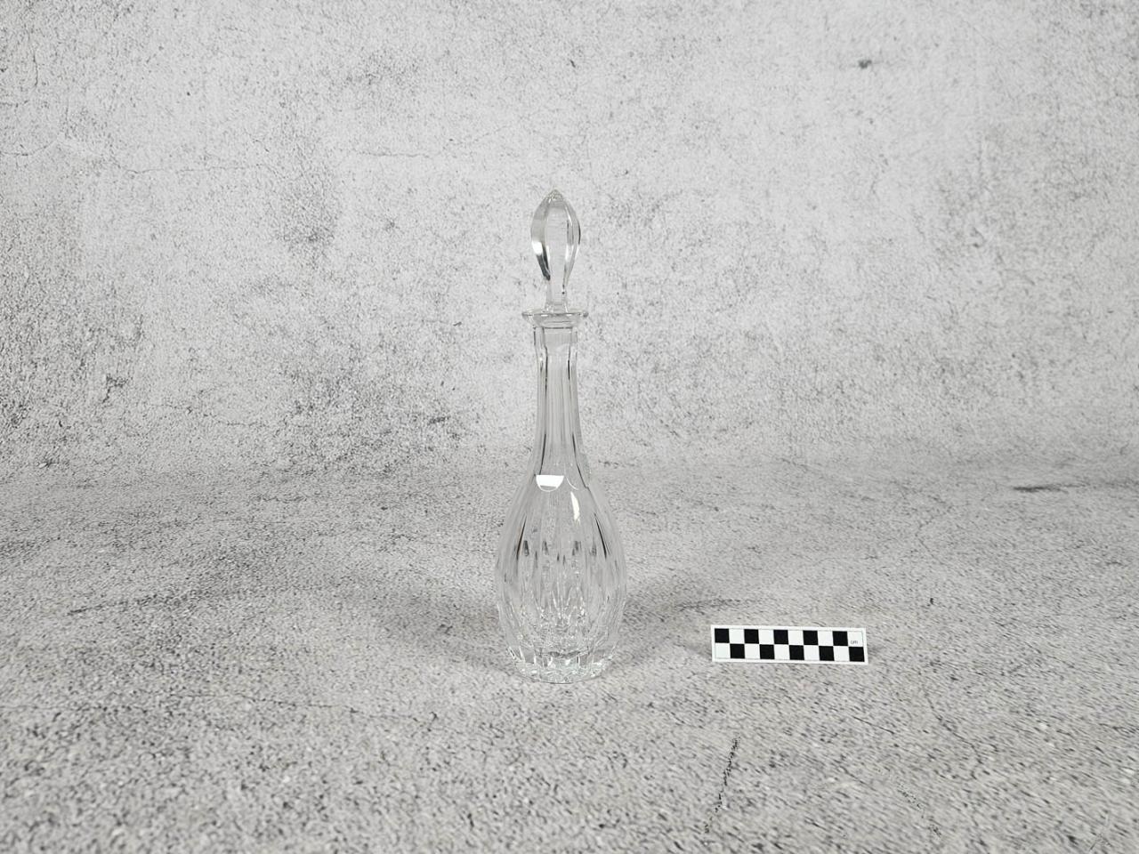 DECANTER