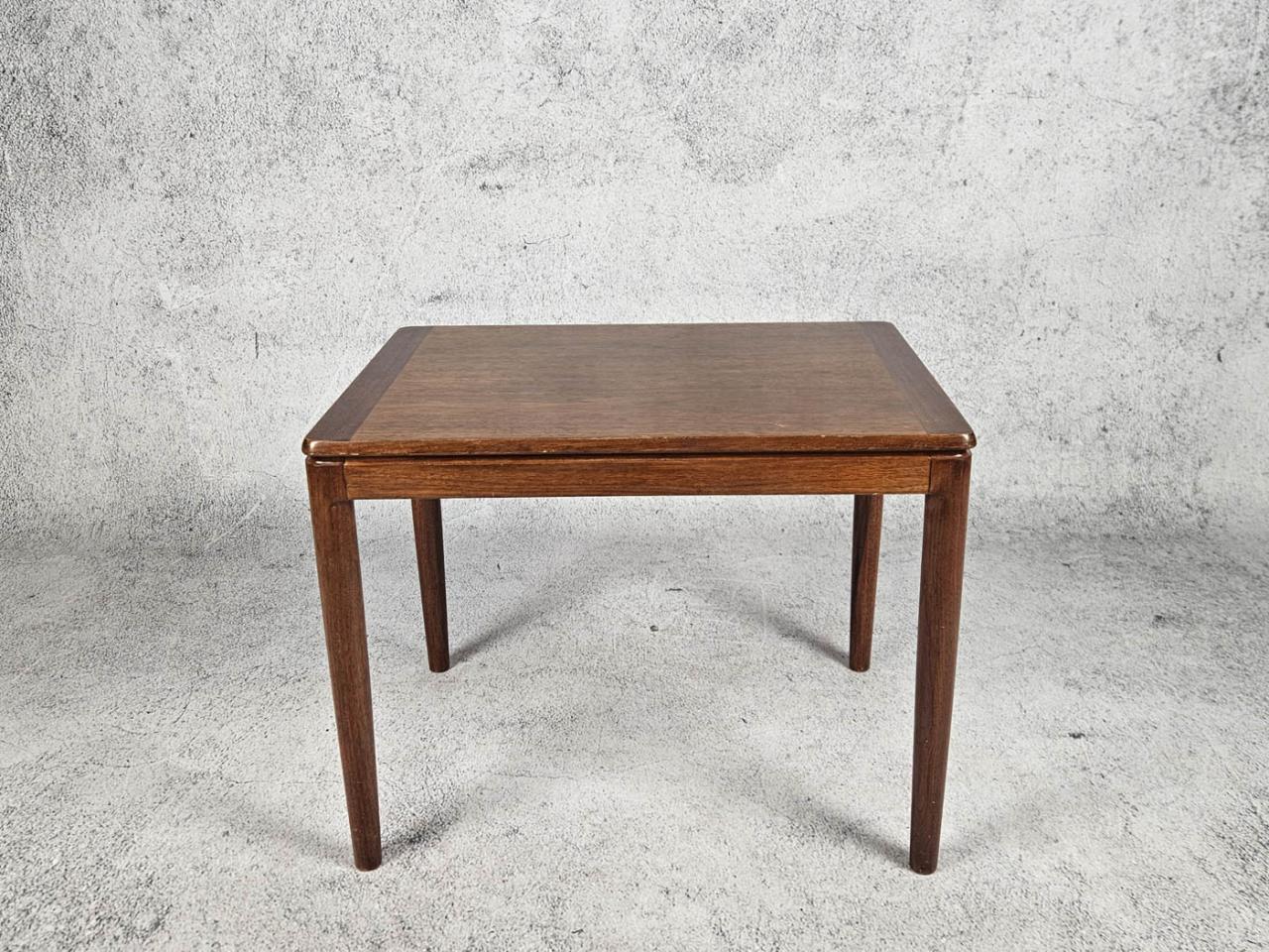 SCANDINAVIAN COFFEE TABLE