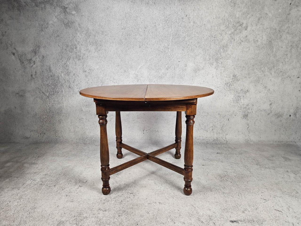 EXTENDABLE TABLE