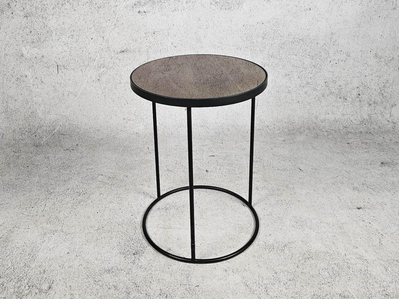 SMALL TABLE