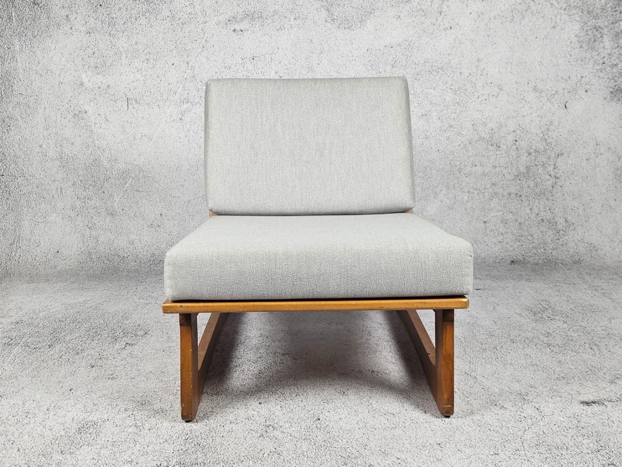 ARMCHAIR