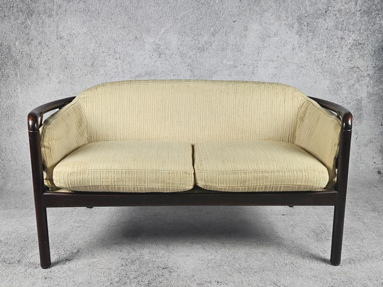 SOFA COUCH