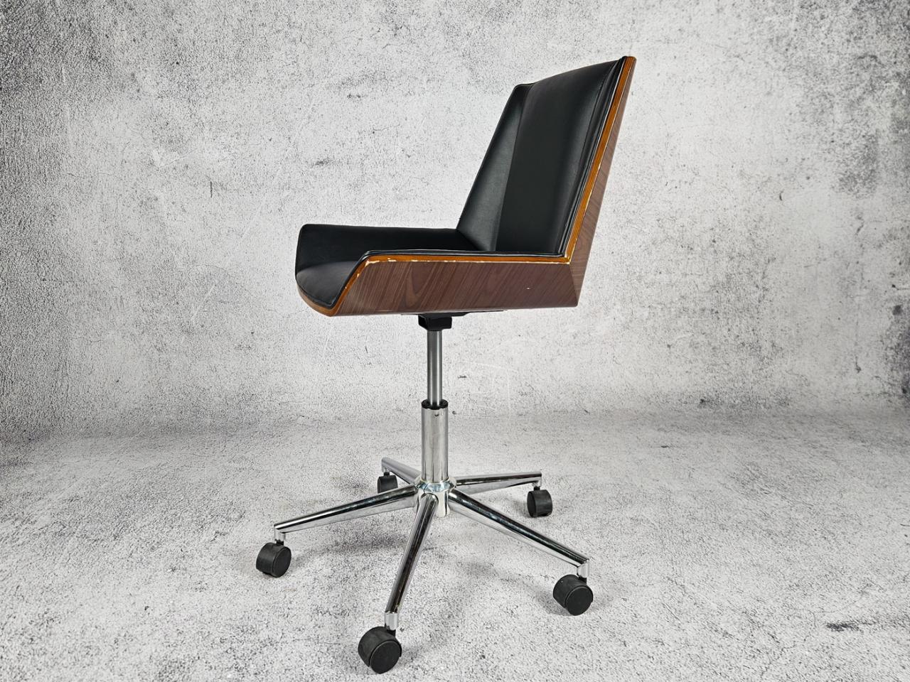 SWIVEL OFFICE CHAIR