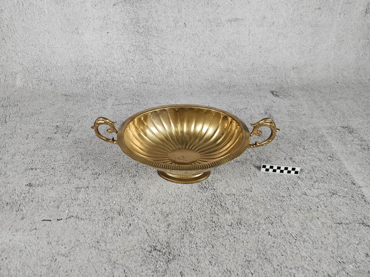 CAKE STAND