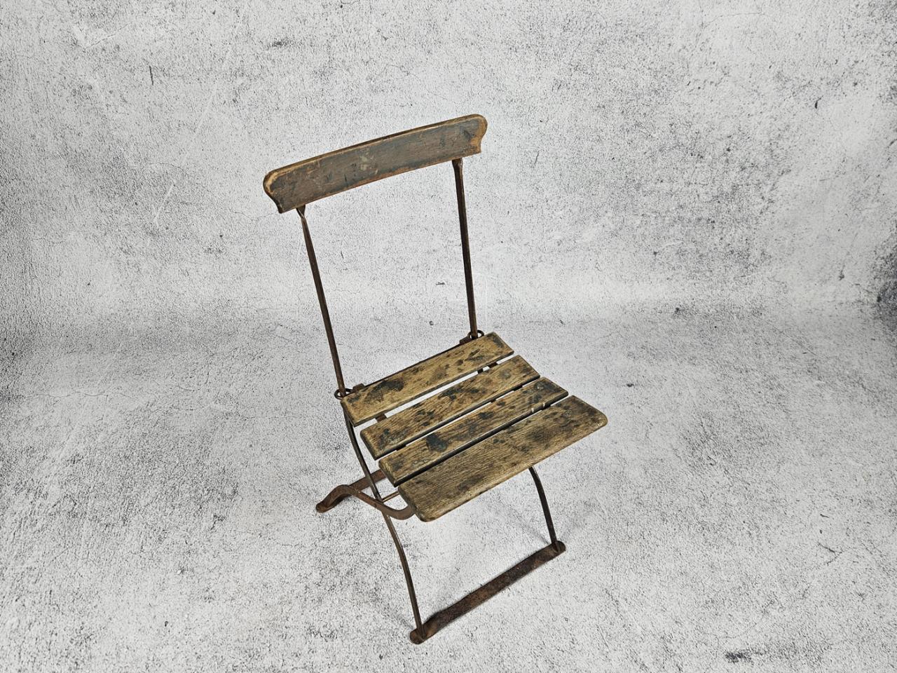 GARDEN CHAIR