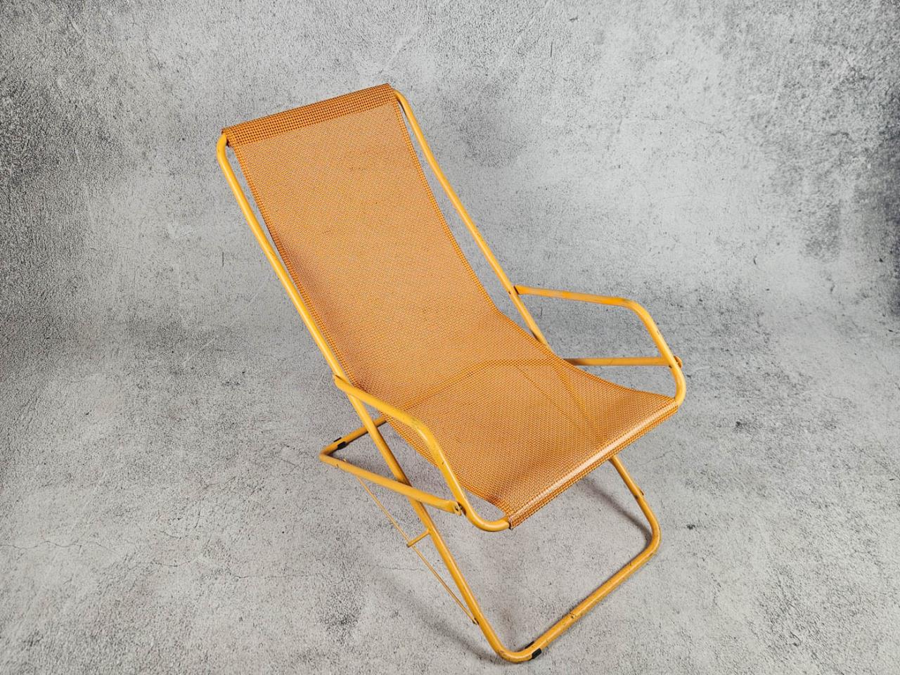 DECK CHAIR