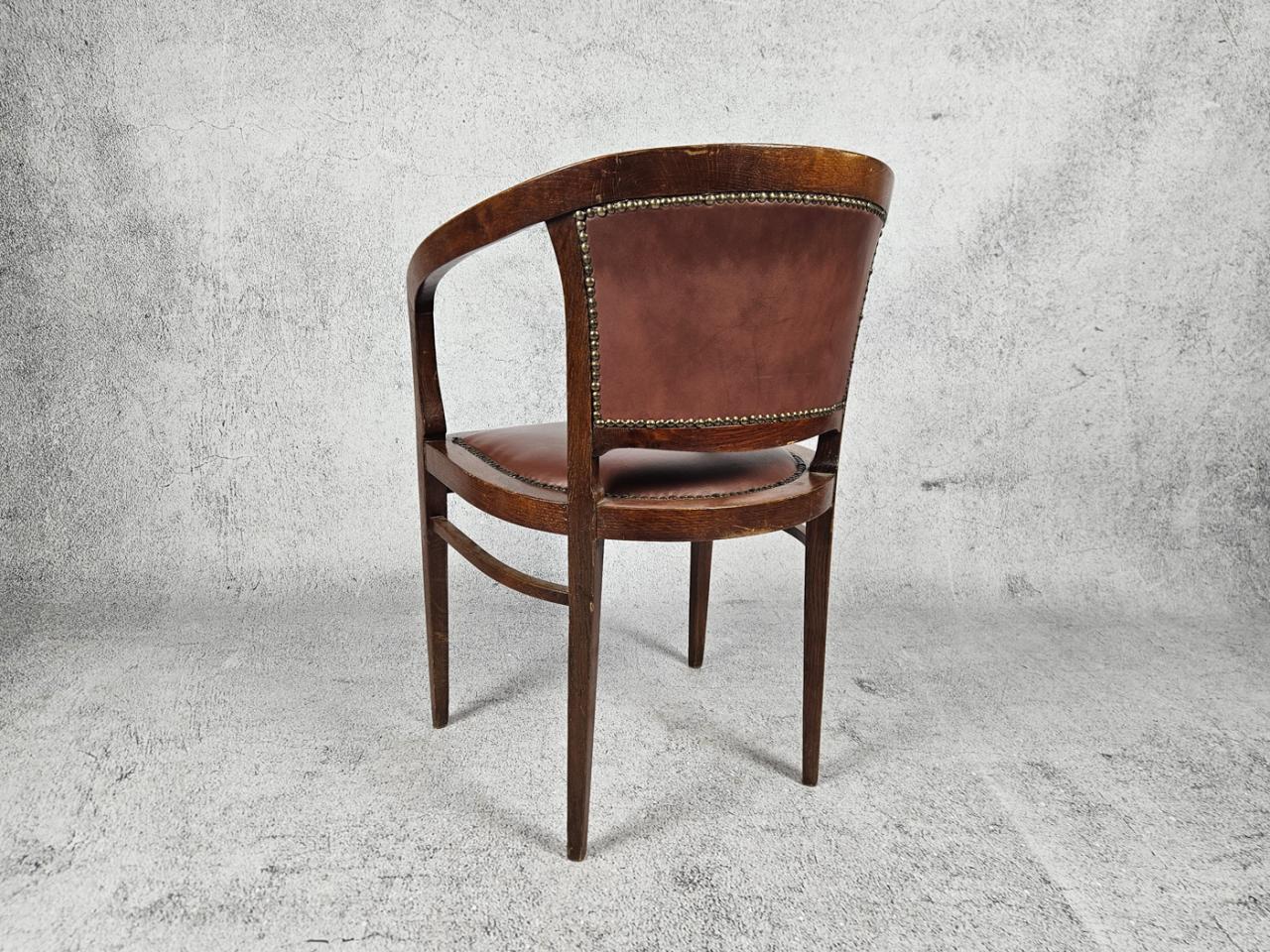 CHAIR