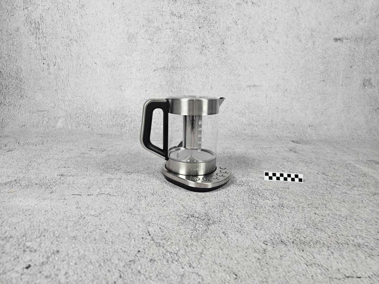 ELECTRIC KETTLE