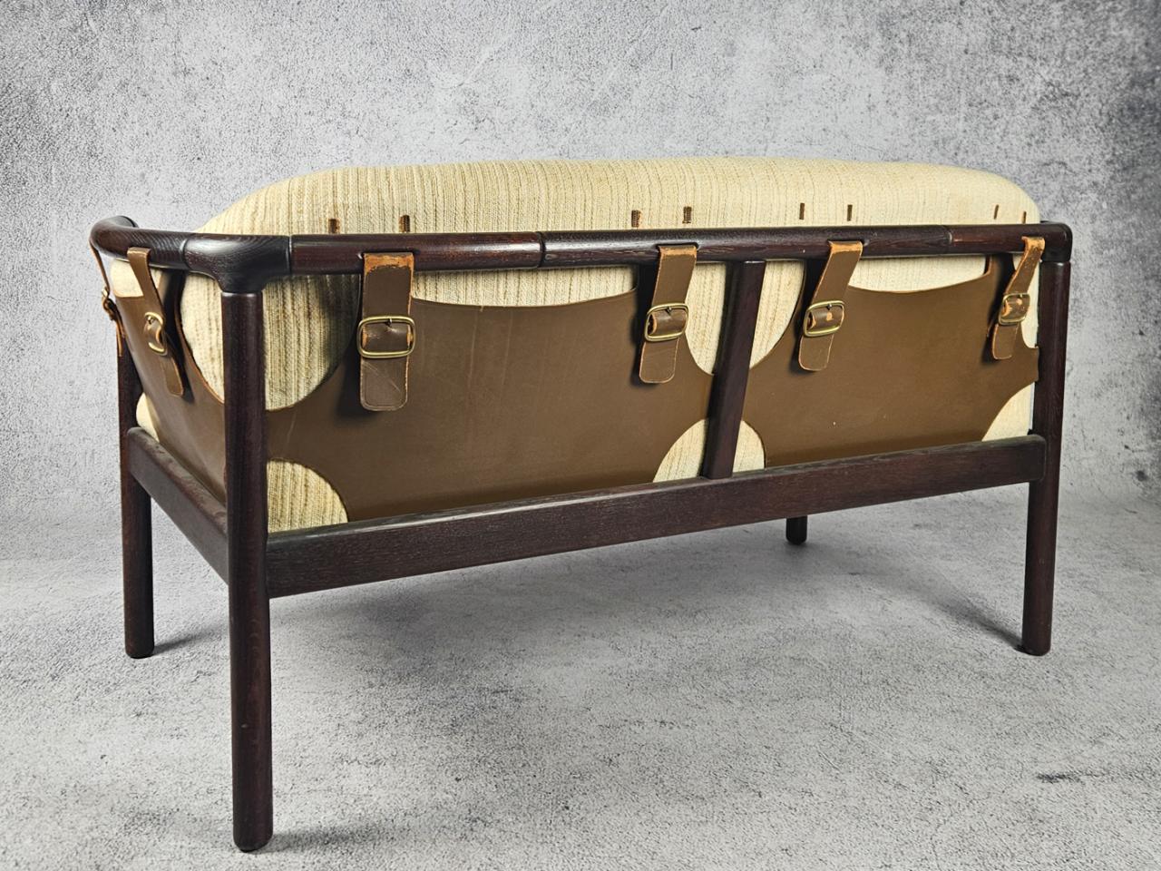 KANAPA SOFA