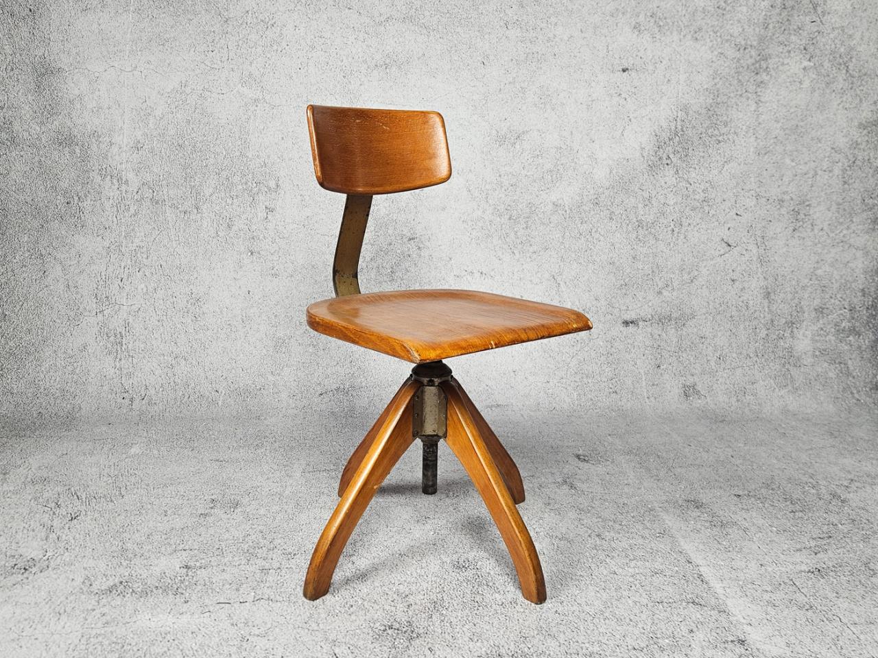 SWIVEL OFFICE CHAIR A.ELASTIK GERMANY
