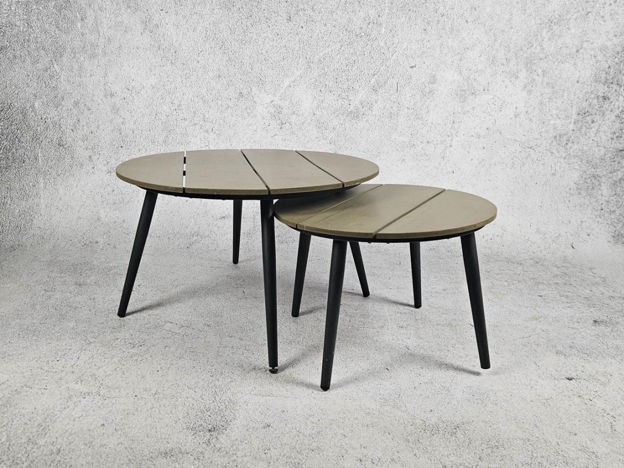 GARDEN TABLE