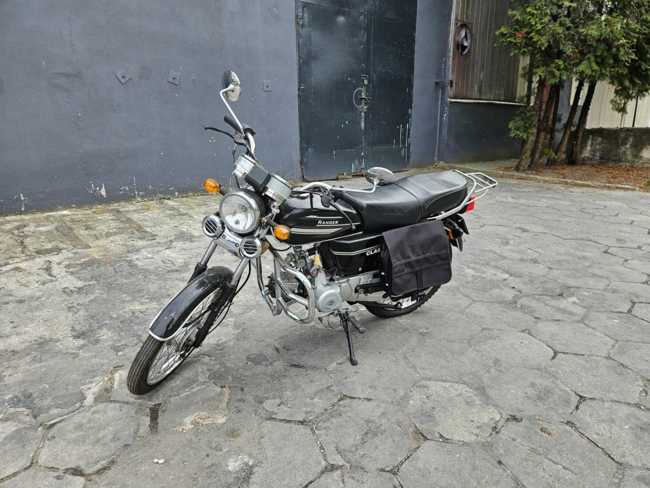 MOTOR