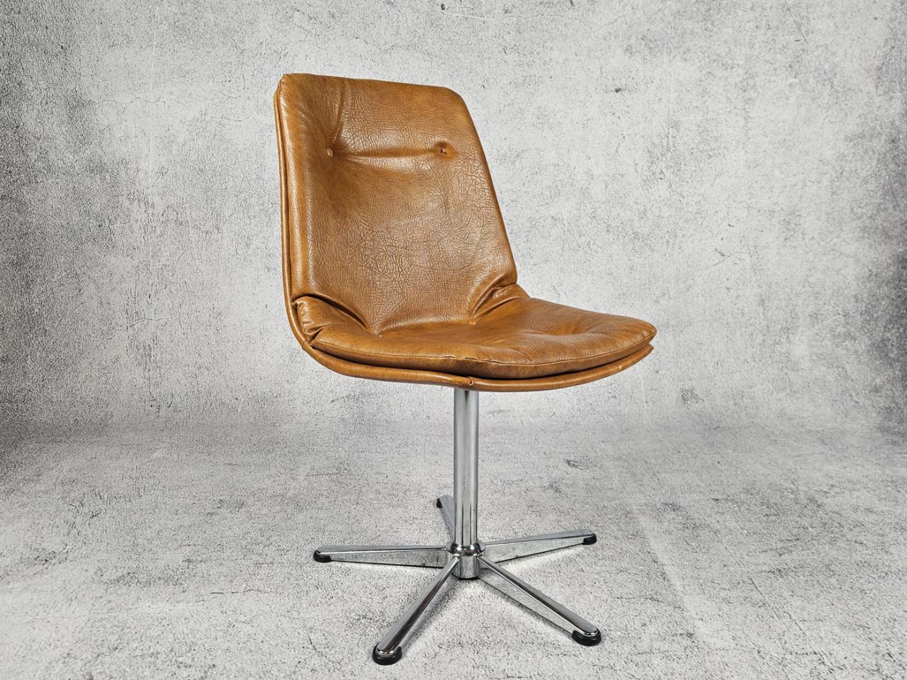 SWIVEL CHAIR, 1970S